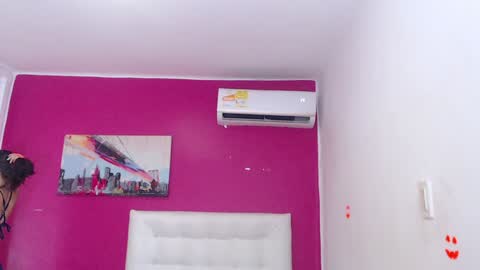 Snapshot of nextdoor_fantasy chatting on January 2025 08:04:01 PM nextdoor_fantasy online show from January 2025 08:04:01 PM