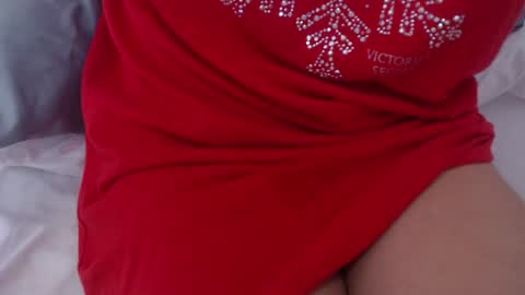 Snapshot of nextdoor_fantasy chatting on February 2025 09:32:02 AM nextdoor_fantasy online show from February 2025 09:32:02 AM