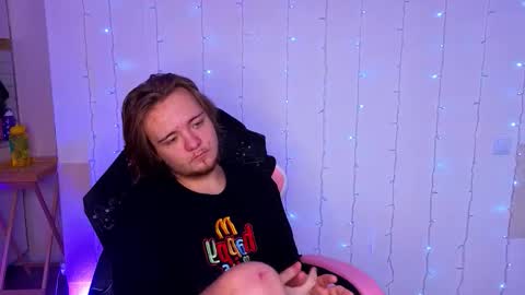 Snapshot of nexxxusme chatting on February 2026 01:32:01 AM nexxxusme online show from February 2026 01:32:01 AM