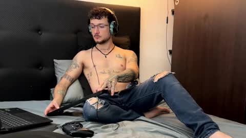 Snapshot of neythancopper chatting on February 2026 11:59:01 AM neythancopper online show from February 2026 11:59:01 AM