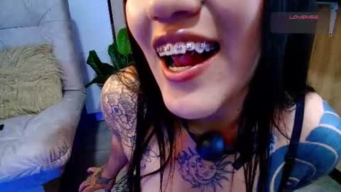 Valery Gonzales online show from June 2026 04:01:01 AM