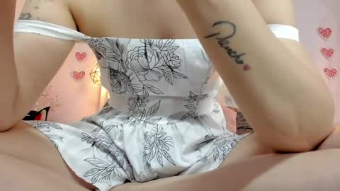 Milena online show from May 2026 02:44:02 PM