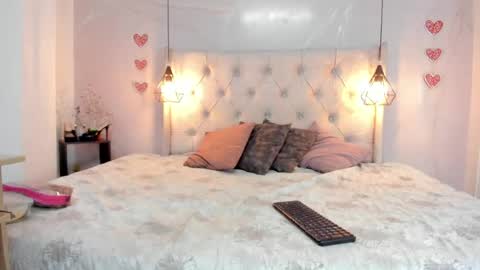 Milena online show from June 2026 01:24:02 PM