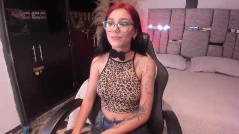 nezukoo_1 online show from June 2026 09:59:02 PM