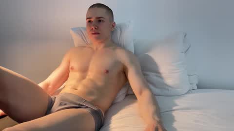 Snapshot of nfeibk chatting on February 2026 02:15:01 AM Adrian Von Ziegler online show from February 2026 02:15:01 AM