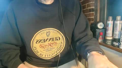 Snapshot of nfgwholoves2cum chatting on February 2025 10:43:02 PM NFG Nice Friendly Guy Dick online show from February 2025 10:43:02 PM