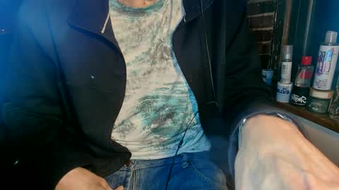 Snapshot of nfgwholoves2cum chatting on February 2025 02:42:02 AM NFG Nice Friendly Guy Dick online show from February 2025 02:42:02 AM