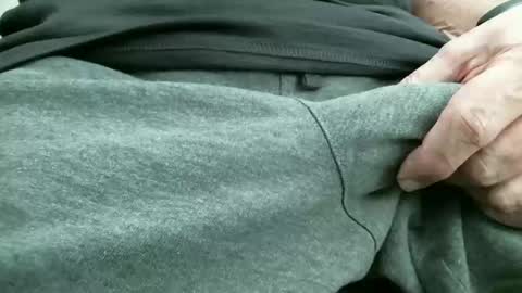 Snapshot of ngurth chatting on October 2025 09:04:01 PM ngurth online show from October 2025 09:04:01 PM