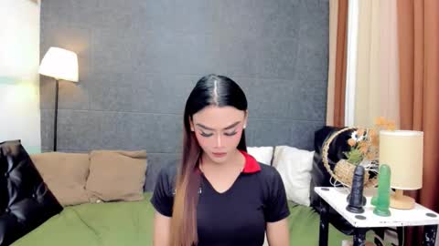 Snapshot of nhicolehollywood chatting on September 2025 12:55:01 AM hottie nicole online show from September 2025 12:55:01 AM