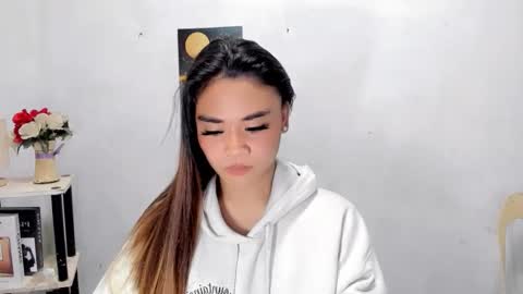 Snapshot of nhicolehollywood chatting on March 2026 01:44:02 AM hottie nicole online show from March 2026 01:44:02 AM