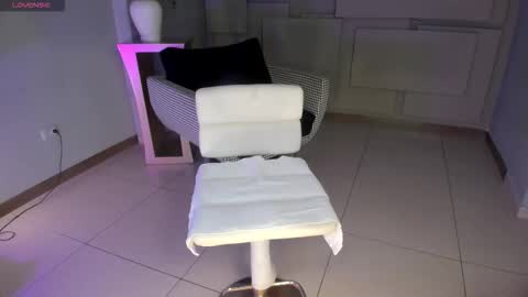 SQUIRTER DOLL    online show from December 2025 08:04:02 PM