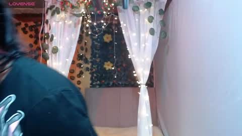 niamh_lifah online show from July 2026 01:07:01 PM