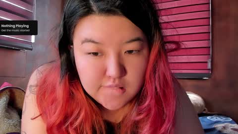 Snapshot of niatonoori chatting on December 2024 02:06:02 AM Kim online show from December 2024 02:06:02 AM