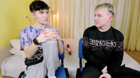 Snapshot of nic_ky chatting on December 2024 04:54:01 PM Nick PVT is open FanslyTwitter - Nic kycb online show from December 2024 04:54:01 PM