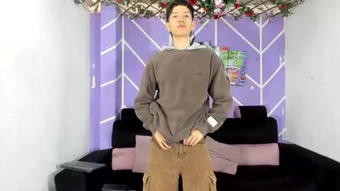 nice_boys11 online show from May 2026 01:17:01 PM