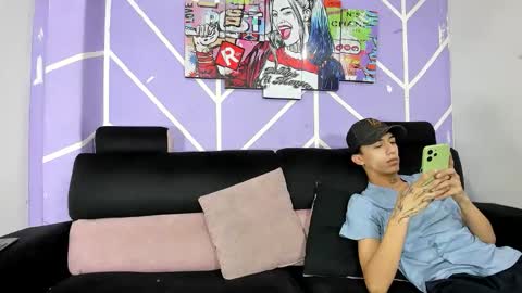 nice_boys11 online show from May 2026 01:18:02 PM