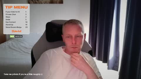 nice_chat_guy online show from July 2026 03:32:02 PM
