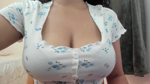 Sfora online show from September 2025 07:58:02 PM