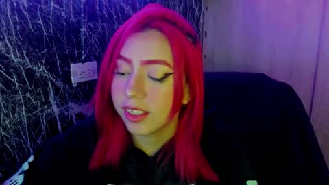 Michell  online show from November 2025 03:18:02 AM