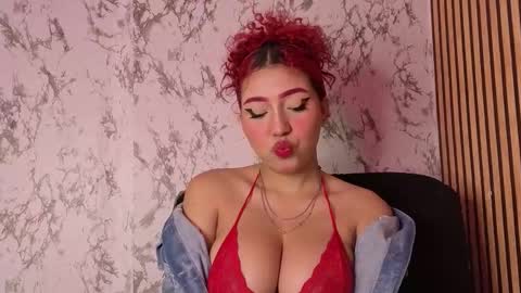 Michell  online show from November 2025 03:19:02 AM