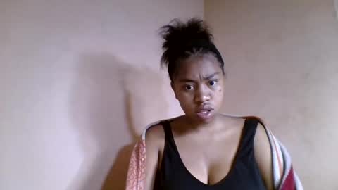 nicelly01 online show from July 2026 06:42:02 AM
