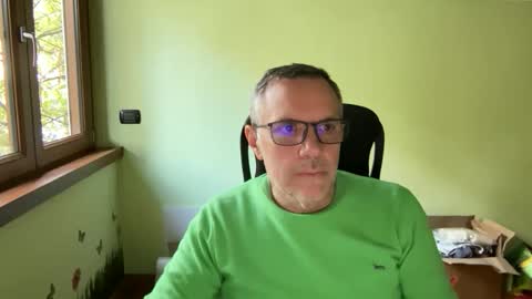 Snapshot of niceshy_71 chatting on November 2025 11:20:01 AM Andrew online show from November 2025 11:20:01 AM