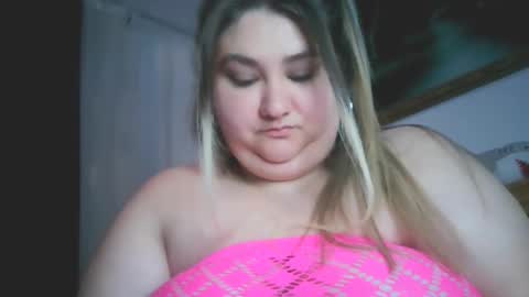 Nicholle online show from February 2025 10:08:02 PM