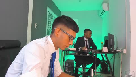 Snapshot of nick_collins20 chatting on January 2025 10:19:01 PM Nick online show from January 2025 10:19:01 PM