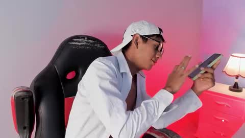 Snapshot of nick_collins20 chatting on September 2025 08:01:02 PM Nick online show from September 2025 08:01:02 PM