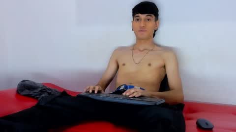 Snapshot of nick_damon chatting on December 2024 01:07:02 PM Nick online show from December 2024 01:07:02 PM