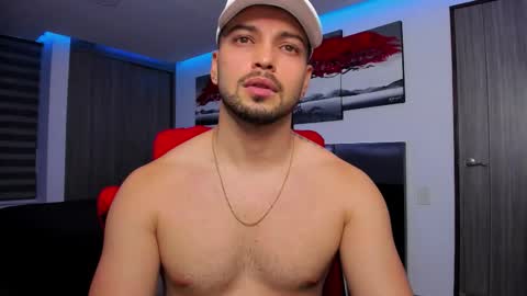 Snapshot of nick_klaus chatting on October 2025 11:24:02 PM Nick Klaus online show from October 2025 11:24:02 PM