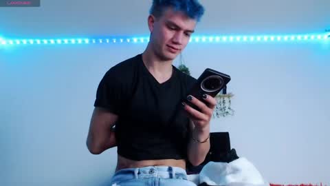 Nick  online show from June 2026 01:39:01 PM
