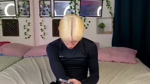 Nick online show from January 2025 01:10:01 PM