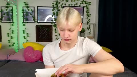 Nick online show from February 2025 10:10:02 AM