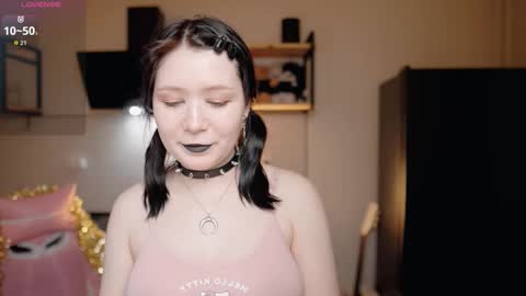 nickari_x online show from March 2026 06:19:01 AM