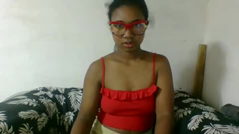 nickiqqyuu online show from July 2026 06:27:02 AM
