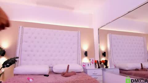 nickky online show from November 2025 01:10:01 PM