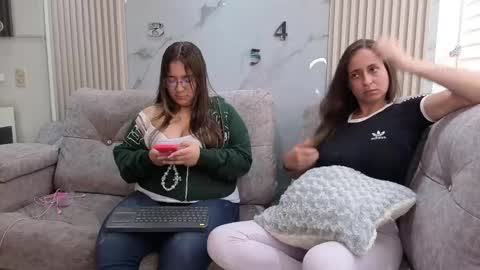 nicky_as online show from May 2026 03:41:01 PM