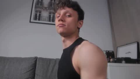 Snapshot of nicky_neal chatting on December 2024 12:41:02 AM Nicky Neal online show from December 2024 12:41:02 AM