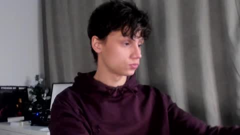 Snapshot of nicky_neal chatting on January 2025 01:13:01 AM Nicky Neal online show from January 2025 01:13:01 AM