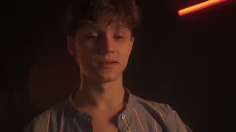 Snapshot of nicky_neal chatting on February 2025 03:34:02 AM Nicky Neal online show from February 2025 03:34:02 AM