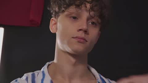 Snapshot of nicky_neal chatting on October 2025 08:50:02 PM Nicky Neal online show from October 2025 08:50:02 PM