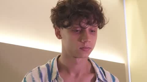 Snapshot of nicky_neal chatting on October 2025 11:49:02 PM Nicky Neal online show from October 2025 11:49:02 PM