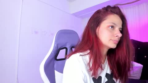 nicky_pop online show from November 2025 07:04:02 PM