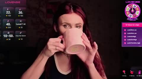 Snapshot of nicky_weekends chatting on December 2025 07:10:01 PM Nicky Weekends online show from December 2025 07:10:01 PM