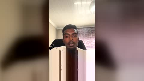 Snapshot of nickyle63 chatting on January 2026 01:59:02 PM james online show from January 2026 01:59:02 PM