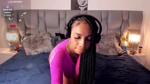 Snapshot of nickytouse chatting on February 2026 01:46:01 AM Nicky online show from February 2026 01:46:01 AM