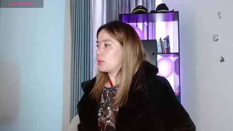 Nicky online show from February 2025 06:10:01 PM