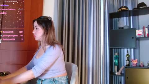 Nicky online show from February 2025 04:53:02 PM