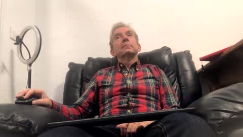 Nico online show from November 2025 02:14:02 AM